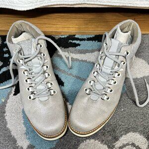 White Mountain Silver/Textile Clifton Ankle Boots  size 8-1/2